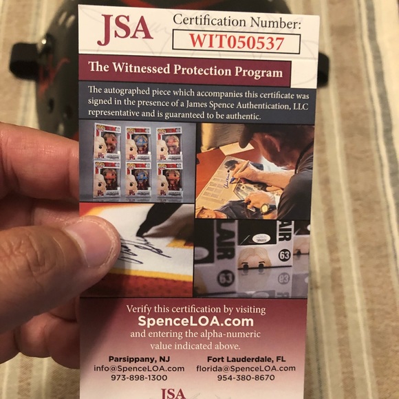 Jason actor mask signed with JSA COA - Picture 5 of 7